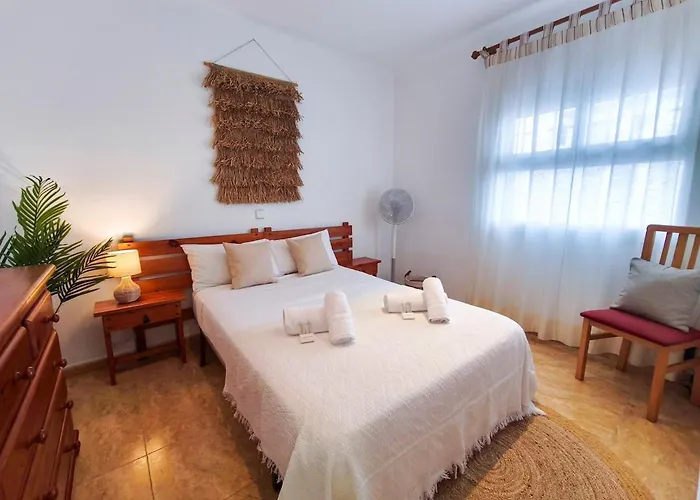 Costa Brava, Seaview! Nearby Apartment *